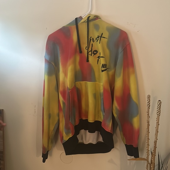 Colorful Nike hoodie - Picture 3 of 4